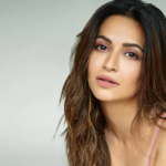 প্রেমের ফাঁদে ফেলে নগ্ন ভিডিও ধারণ শাহনাজ চক্রের কয়েক কোটি টাকার ব্ল্যাকমেইলিং