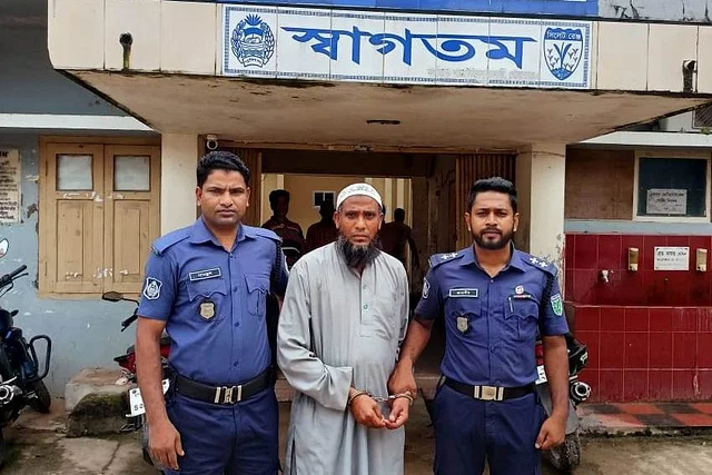 prothomalo bangla 2023 08 5df9bd38 c98a 4669 8c06 50a0289d22e8 SYLHET DH0778 20230811 SYLHET GULAPGONJ PHOTO JPG