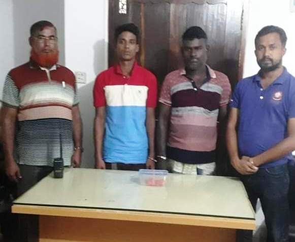 কিশোরগঞ্জে ১০০০ পিচ ইয়াবা সহ গ্ৰেফতার-২ 14 1698416656010