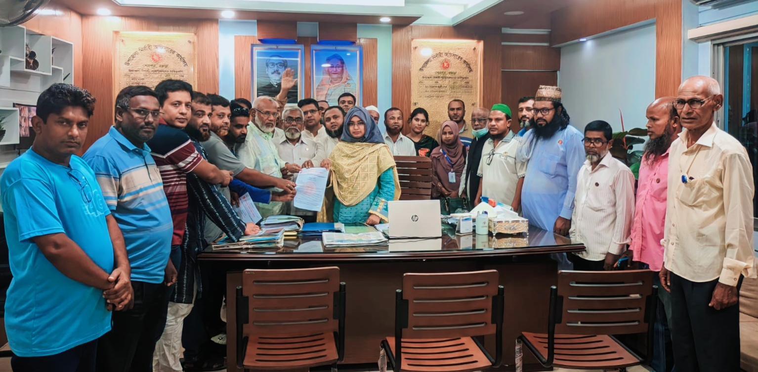 বগুড়া মুক্তিযোদ্ধা কোটা বাস্তবায়নে প্রধানমন্ত্রী বরাবর স্মারকলিপি প্রদান 10 IMG 20231003 112726