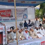 খুলনায় স্যালাইন সংকট : দিশাহারা রোগীরা