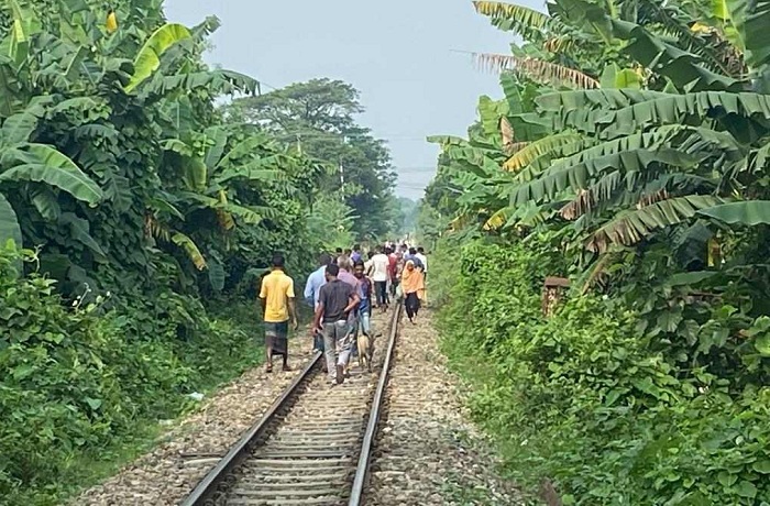 শায়েস্তাগঞ্জে ট্রেনে কাটা পড়ে মৃত্যু 14 received 319961850620548