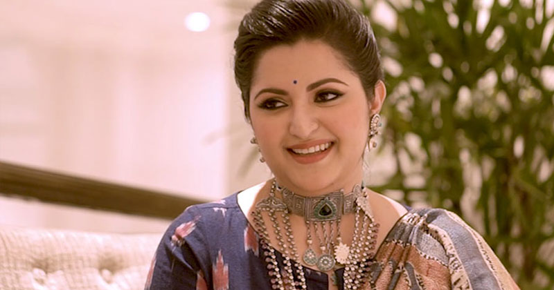 pari moni