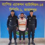 বাগেরহাটের মংলায় পশুর নদে ডুবে যাওয়া লাইটার উদ্ধার ও কয়লা অপসারন শুরু