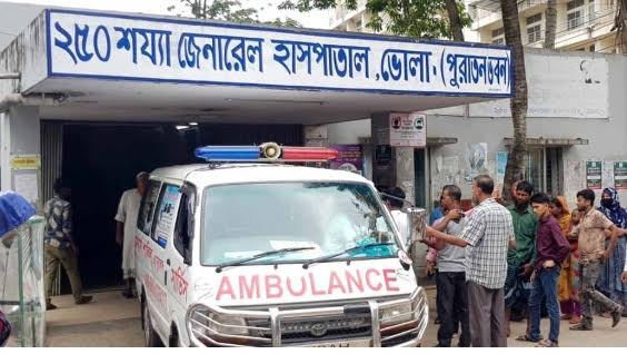 প্রয়োজনীয় স্বাস্থ্যসেবা বঞ্চিত ভোলার প্রসূতিরা, ৫ বছরে সাড়ে ৬ হাজার ডেলিভারী 8 vola 1