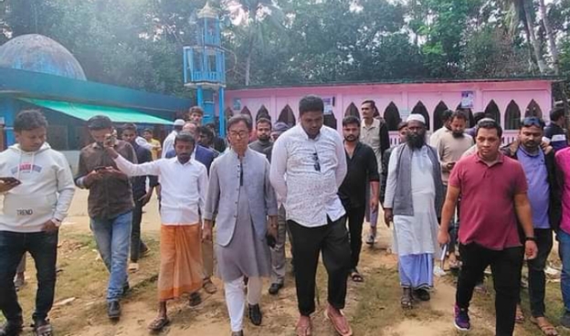 ঈদগাঁওর বিভিন্ন এলাকার ব্যারিস্টার মিজান সাঈদের নির্বাচনী প্রচার-প্রচারণা 6 1703329868241