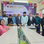 সিলেটে বিড়ালের খোঁজে ছাত্রীর পোস্টারিং