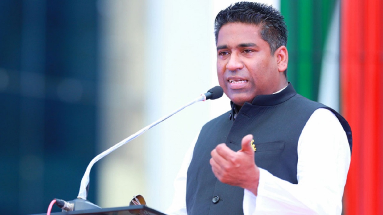 সাদিক আবদুল্লাহ দম্পতির যুক্তরাষ্ট্রে থাকা সম্পদের তথ্য চেয়েছে ইসি 8 image 47374 1702345422