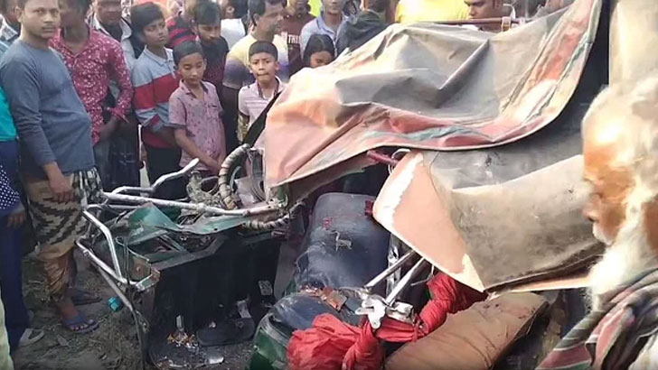 খুলনায় ট্রাক-ইজিবাইকের সংঘর্ষে নিহত-৫ 13 image 772821 1707570868