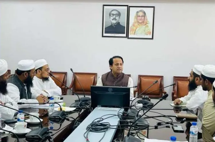 শিক্ষামন্ত্রীর কাছে কওমি প্রতিনিধি দলের ৯ প্রস্তাব 9 100677 sarkar