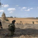 আমেরিকার প্রেসিডেন্ট অ্যাওয়ার্ড পেলেন প্রিসিলা