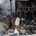 দশ সপ্তাহের ভুলের খেসারত আমাকে সারাজীবন দিতে হবে- বিবিসি বাংলাকে অধ্যাপক ইউনূস