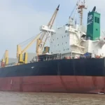 পটুয়াখালীতে অ্যাম্বুলেন্সে রোগীর মৃত্যু ঘিরে অবরোধ