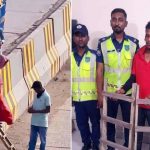 তথ্য চাওয়ায় সাংবাদিকের মোবাইল ভাঙলেন কাউন্সিলর