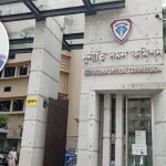 সাবেক আইজিপি বেনজীর আহমেদ সপরিবারে সিঙ্গাপুরে