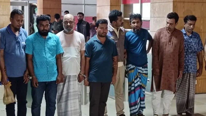 প্রতারণার টাকায় ঢাকায় সাততলা বাড়ি ও ছয়টি ফ্ল্যাট 6 8 1714827319