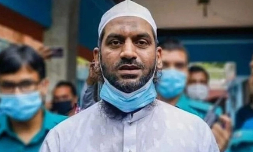 ডিবি কার্যালয়ে গিয়েছিলেন মাওলানা মামুনুল হক 8 mamunul haq