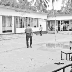 আটক কর্মী ছাড়াতে রাতভর থানা ঘেরাও
