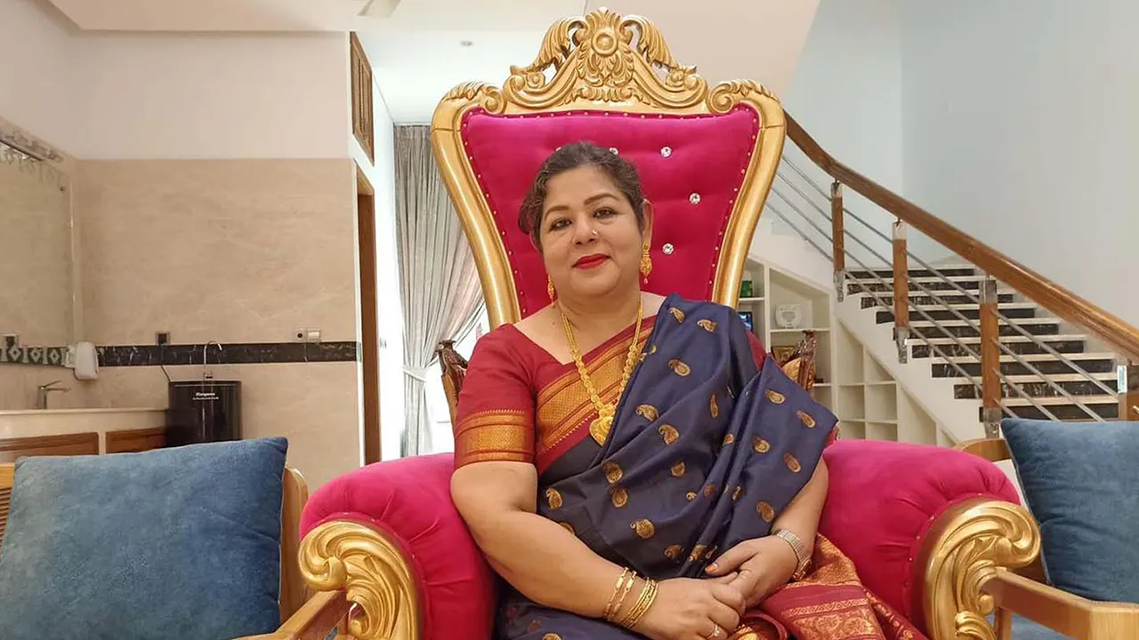 একটি খাসি, কেড়ে নিল লাকীর হাসি