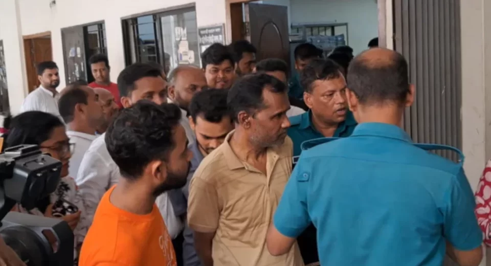 প্রশ্নফাঁস: আবেদ আলীর ছেলেসহ ১০ আসামি কারাগারে 11 abed ali