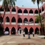 বোটানিক্যাল গার্ডেন: হাঁটাহাঁটিও চড়া ব্যবসার দখলে!