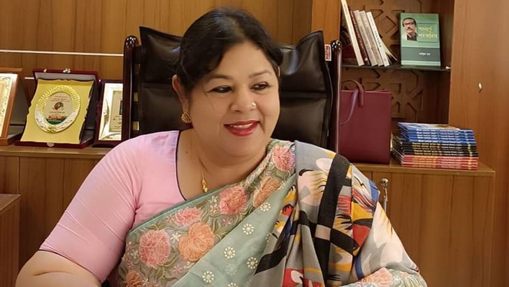 মতিউরের স্ত্রী লাকী
