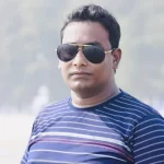 সচিবালয়ের নিরাপত্তা মহিলা লীগ নেত্রীর ছেলের কাঁধে