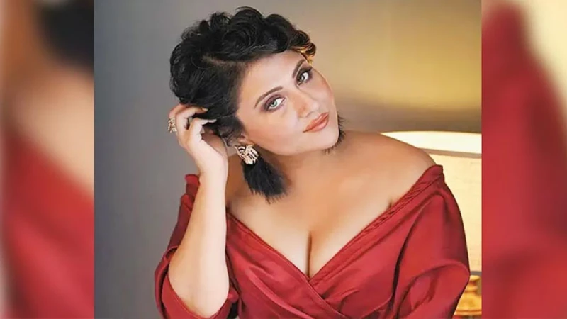 প্রেম করে কাজ পাওয়া থামাব না:শ্রীলেখা মিত্র 13 news 1727433684545