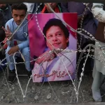 অন্তর্বর্তী সরকার হোঁচট খেলে বাংলাদেশ আগের অবস্থায় ফিরে যেতে পারে অথবা সামরিক শাসনের দিকে এগিয়ে যাবে