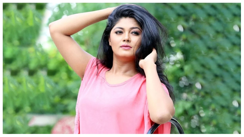 ডিভোর্স হতে চলেছে মৌসুমীর হামিদের? 9 ৮ 11 2411190856