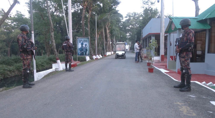 বাংলাদেশিদের হয়রানির অভিযোগ আগরতলায় 10 1733237635.Akhaura port