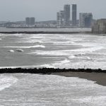 ইজতেমার মাঠে  রাত থেকেই বাস-ট্রাকেআসছেন মুসল্লিরা, বাড়ছে সমাগম