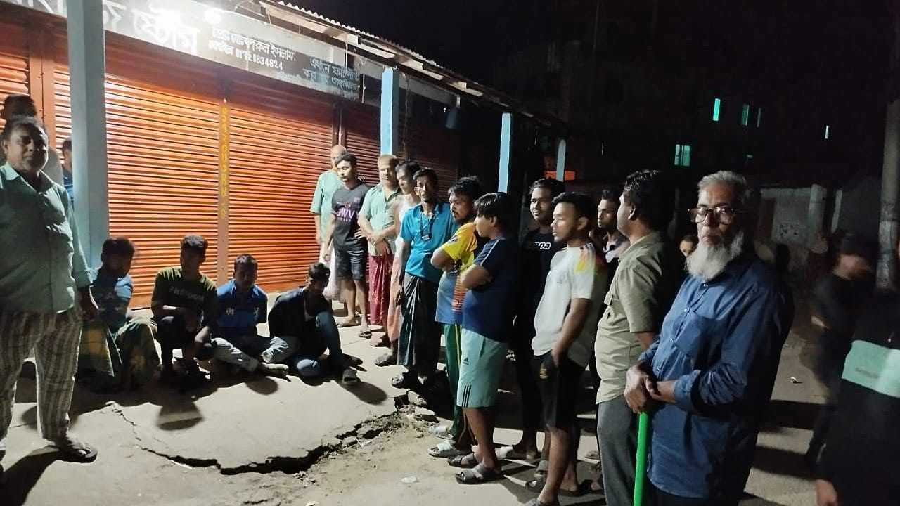 দেশে মব ভায়োলেন্স চলছে : থামানোর কোনো উদ্যোগ নেই