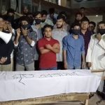 সবচেয়ে বেশি ঝুঁকিতে পড়েছে শ্রমজীবী মানুষ