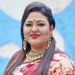 মানিকগঞ্জে আদালতে মমতাজকে ডিম নিক্ষেপ