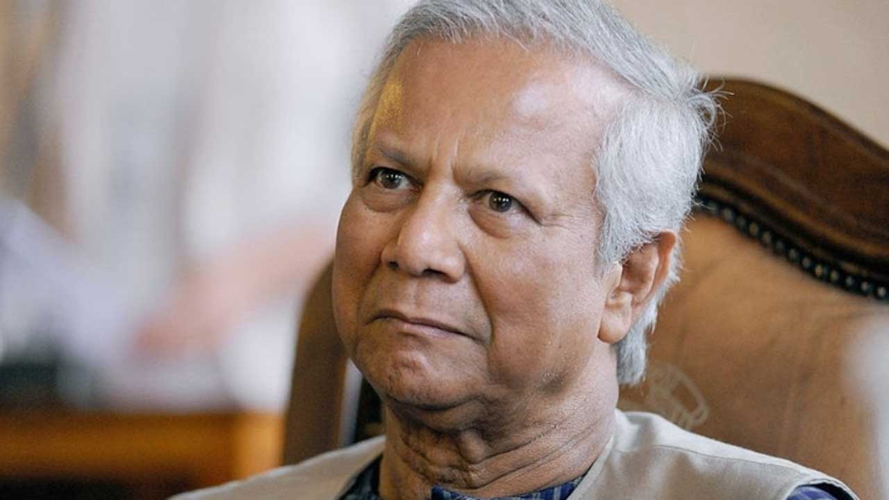 বিমান বিধ্বস্তে হতাহতের ঘটনায় প্রধান উপদেষ্টার শোক