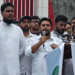 প্রেমিকের সঙ্গে পালাল স্ত্রী, দুধ দিয়ে গোসল স্বামীর