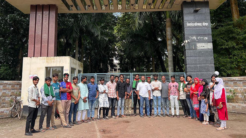 স্বাস্থ্য খাতের সংস্কার দাবিতে বরিশালে আন্দোলন অব্যাহত 12 Barisal Commis 68ab273d57045
