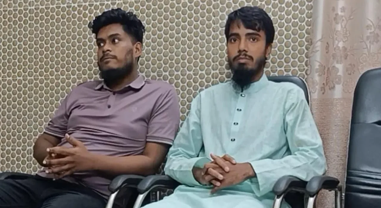 সিরাজুল ইসলাম ও মেহেদী।