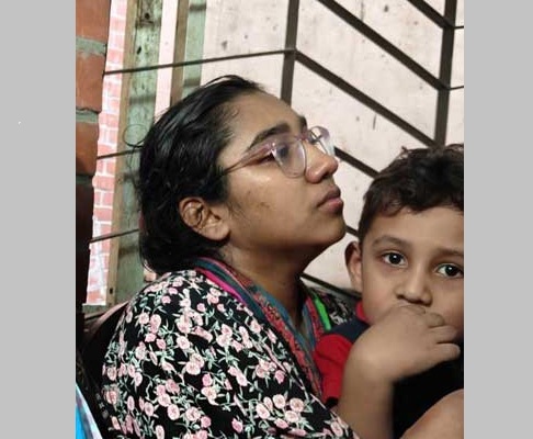 মেট্রোর বিয়ারিং প্যাড পড়ে নিহতের স্ত্রী
