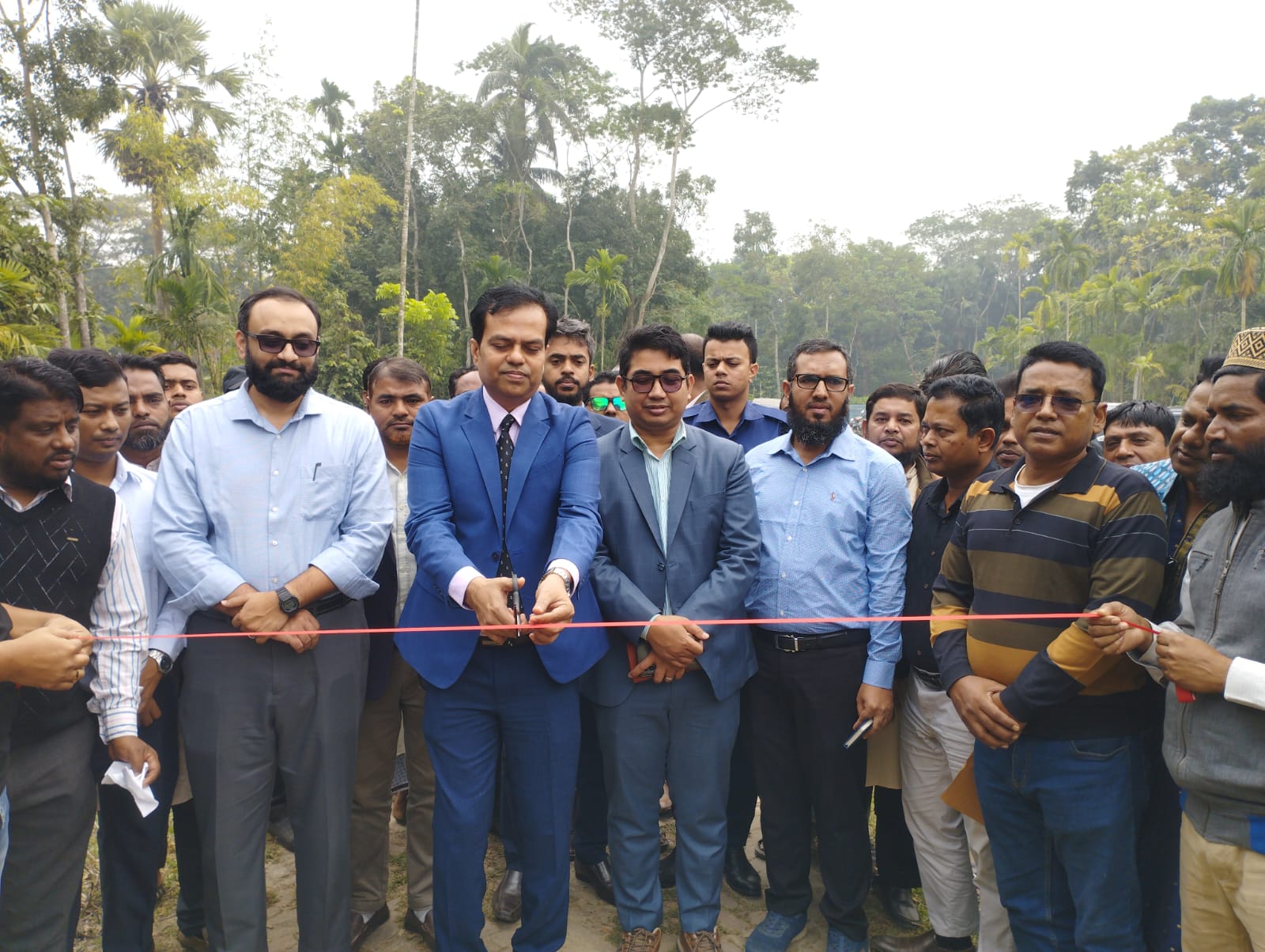 চরকাউয়ায় আড়াই হাজার একর জমির ফসল চাষ: খাল খনন উদ্বোধন করলেন জেলা প্রশাসক 9 IMG 20251202 WA0150