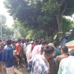 কালাদরাপে চার ইউপি সদস্যের অনিয়ম-দুর্নীতির প্রতিবাদে ঝাড়ু মিছিল
