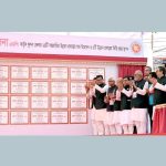 বরগুনায় যানজট নিরসনে মাঠে কাজ করছেন জেলা প্রশাসক ও পুলিশ সুপার