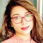 কিশোরগঞ্জে চুক্তি করেও প্রেম টেকাতে পারলেন না মাহি : প্রেমের দাবিতে প্রেমিকের বাড়িতে অনশন