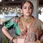 গোপালগঞ্জের কোটালীপাড়ায় স্ত্রীর অধিকার পেতে প্রকৌশলীর বাড়িতে অবস্থান