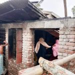 নলছিটিতে লুঙ্গি পরে অফিস করেন খাদ্য গুদাম কর্মকর্তা আবুল কালাম