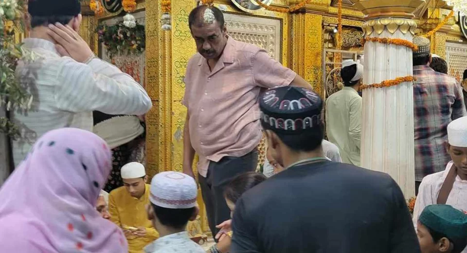 শামীম ওসমান দিল্লির নিজাম উদ্দিন আউলিয়ার মাজারে 5 image 118824 1725646631