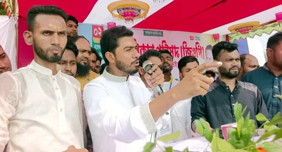 ফ্যাসিবাদের জননী দেশ ছেড়ে পালিয়েছে: ভিপি নূর 12 3d8af7f0d68bc0365e6d3875771a460a 672630e76bf97