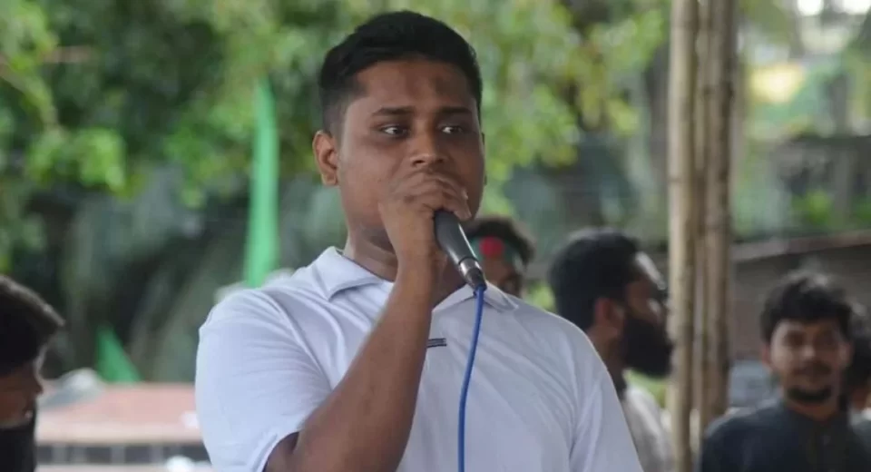 ভারতের সম্পর্কটি জনগণের সঙ্গে হয়নি,আওয়ামী লীগের সঙ্গে হয়েছে: হাসনাত আব্দুল্লাহ 6 হাসনাত আব্দুল্লাহ