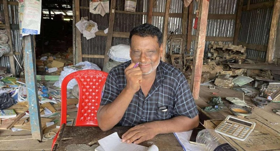ভাঙারি ব্যবসায়ী থেকে কোটিপতি মশিউর 12 মশিউর